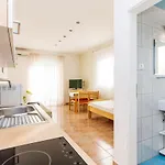 Lavanda Apartman Starigrad-Paklenica