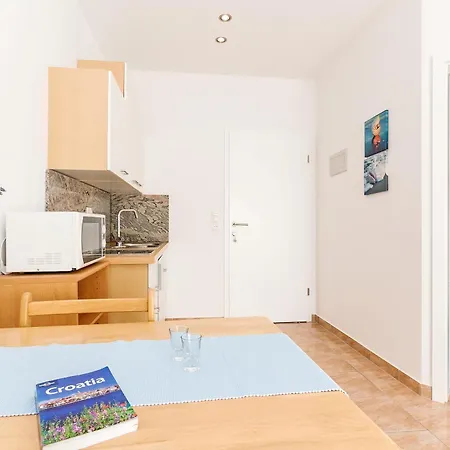 Lavanda Apartment *