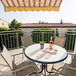 Lavanda Apartment *