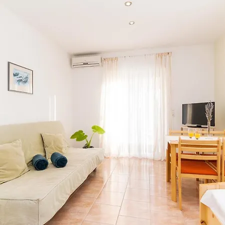 Lavanda Apartment Starigrad Paklenica