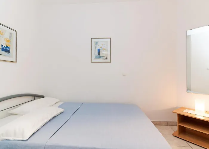 Lavanda Starigrad Paklenica